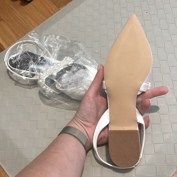 Brand New Bridal Flats with Pearls - Picture 3 of 4